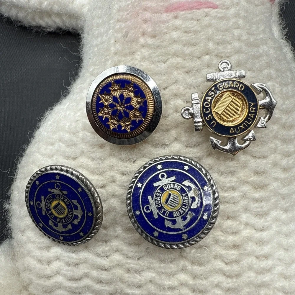 LOT-US Coast Guard Auxillary Lapel Pin Silver & Gold Tone,‎ cufflinks, tie tacks